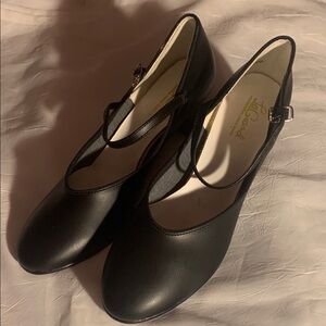 LaGrand Professional Character Dance Black Shoes, size 9 N